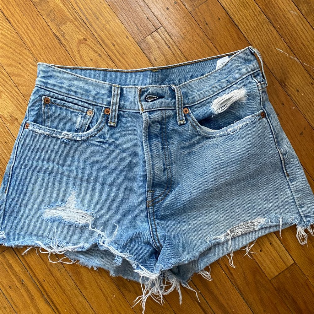 Levi Jean Shorts